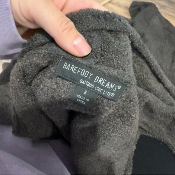 Barefoot Dreams Bamboo CozyChic Lite Calypso Vest drape front Cocoa Brown - Picture 5 of 7